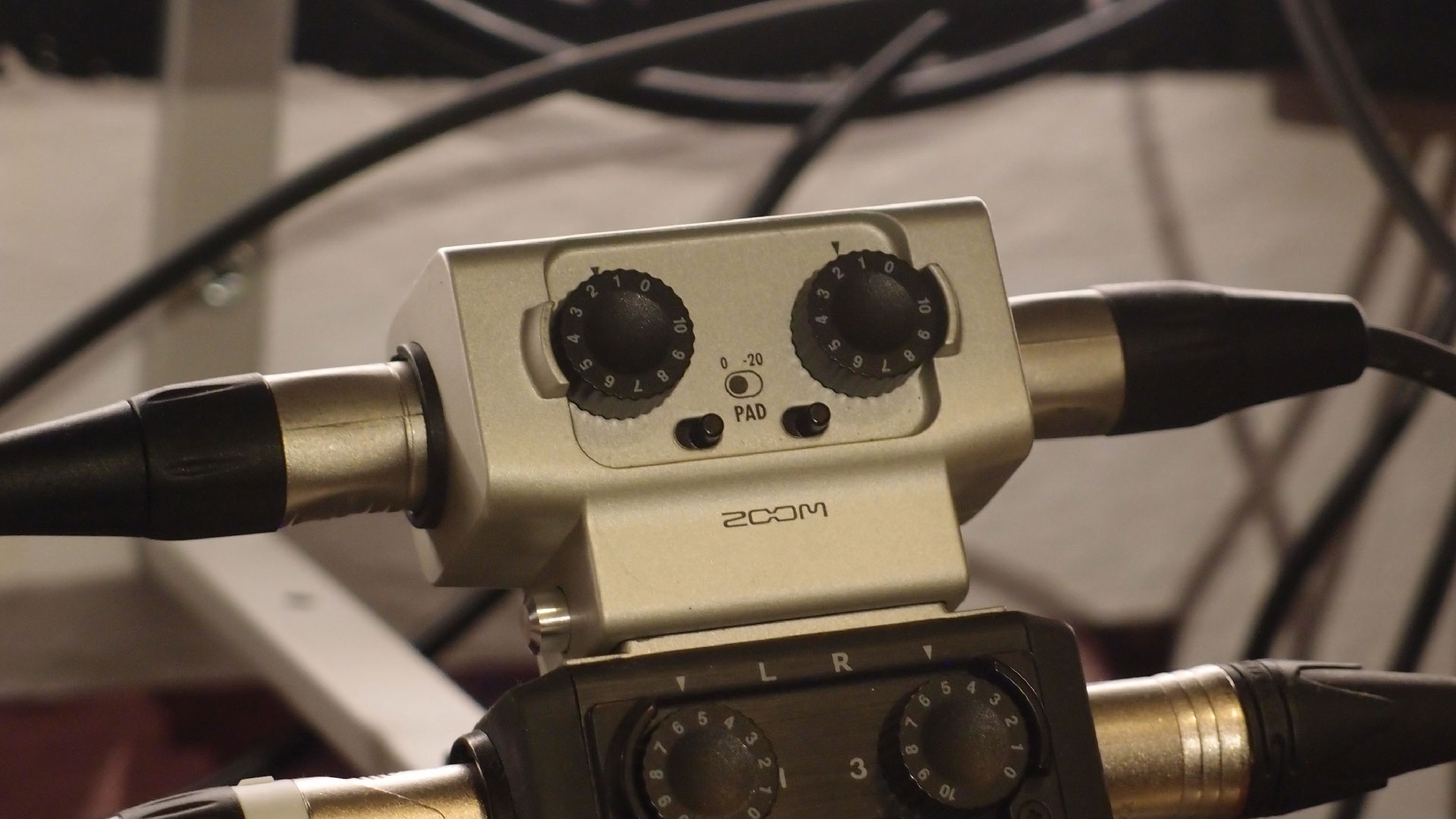 2024-03-05 abspielen Ame Zek's 'Unfinished sense of time' 2 (Tape Mix und Tape Echo Mix 2) (Tape 9)